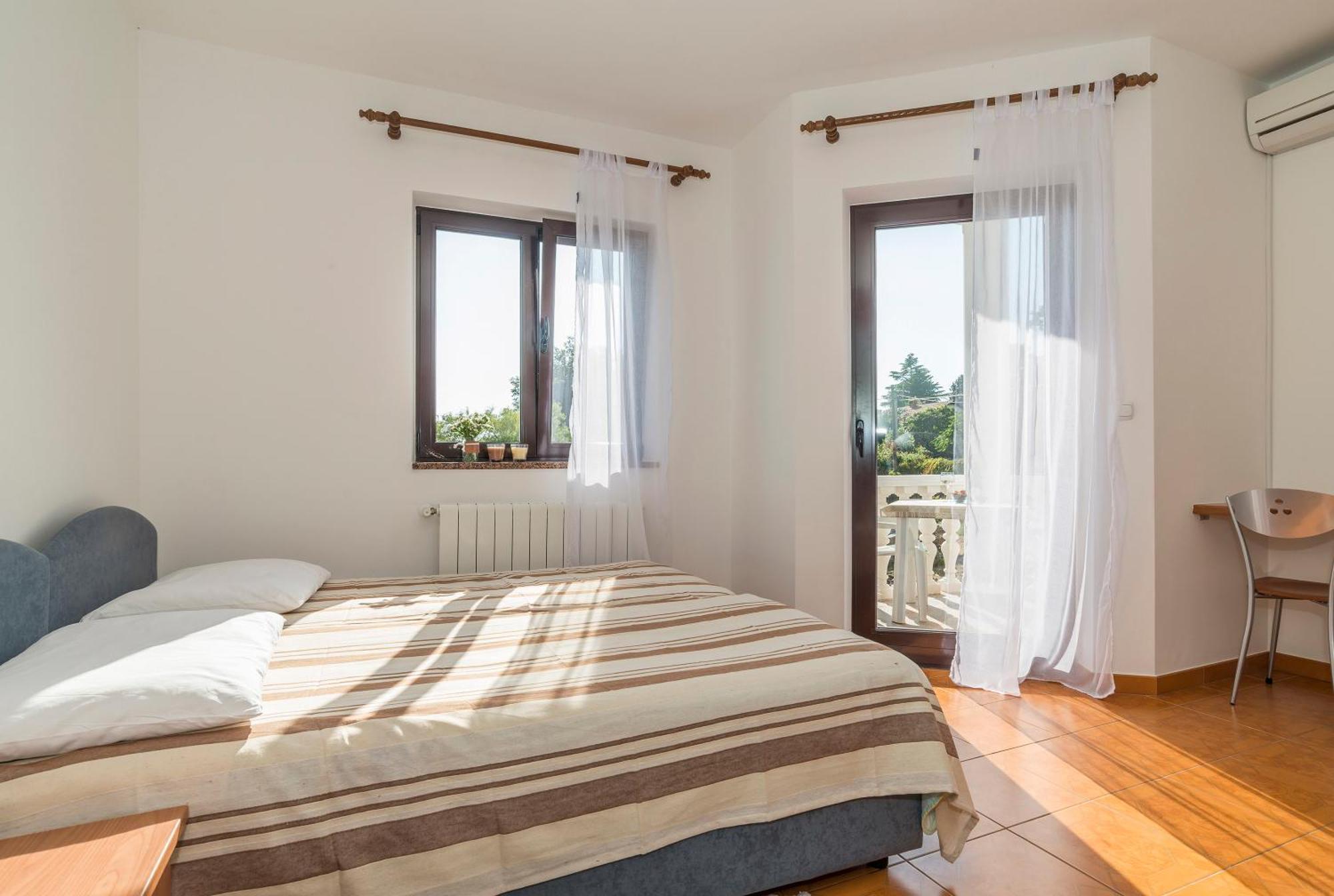 Apartments Vienna Zambratija Kültér fotó